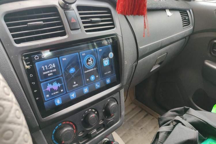 Used Dongfeng Fengon 330 2014 1.3L Manual Utility Version DK13-07 Audio And AC Panel