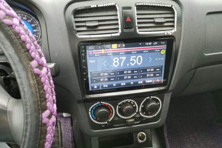 Used Dongfeng Fengon 330 2014 1.5L Manual Utility Version DK15 Audio And AC Panel