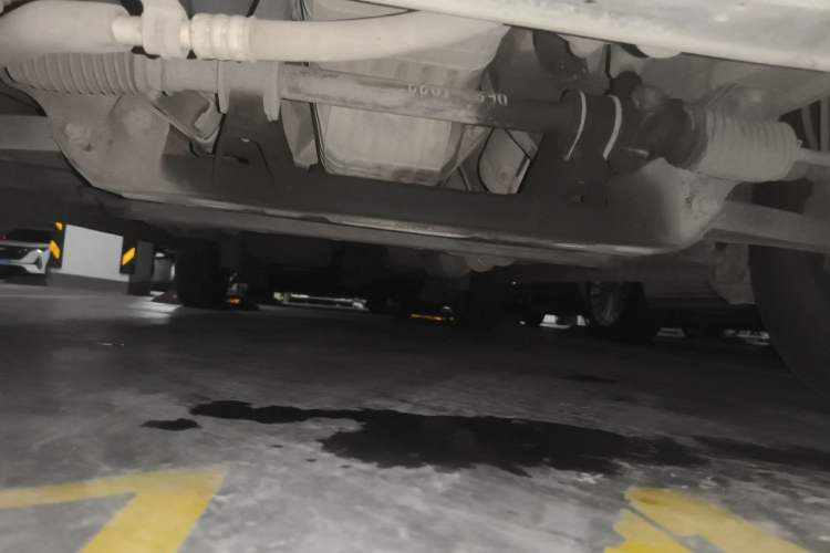 Used Dongfeng Fengon 330 2014 1.5L Manual Utility Version DK15 Chassis Front