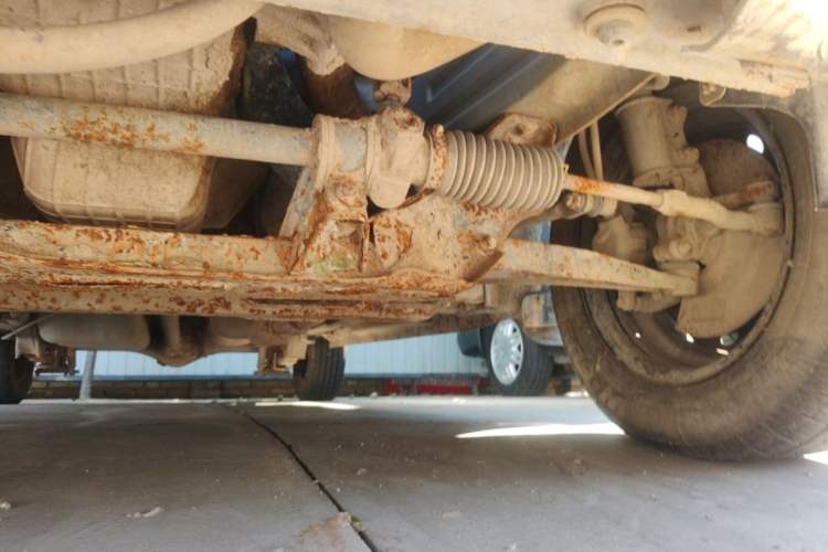 Used Dongfeng Fengon 330 2014 1.5L Manual Utility Version DK15 Chassis Front Left
