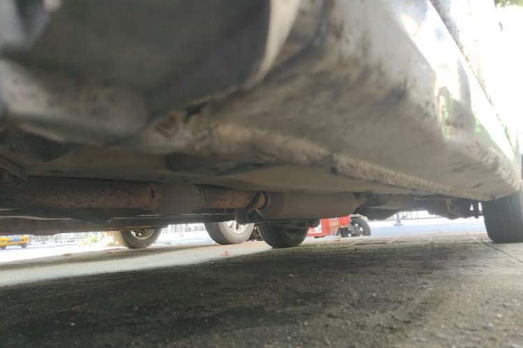 Used Dongfeng Fengon 330 2014 1.5L Manual Utility Version DK15 Chassis Front Left