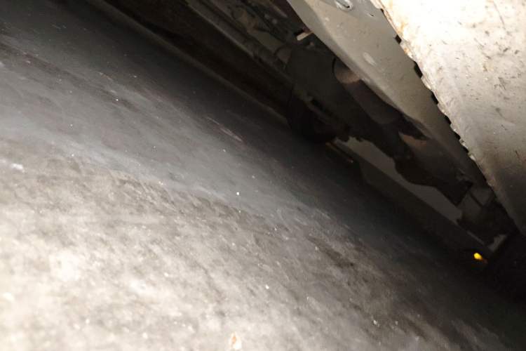 Used Dongfeng Fengon 330 2014 1.5L Manual Utility Version DK15 Chassis Front Left
