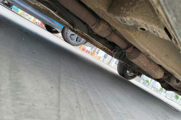 Used Dongfeng Fengon 330 2014 1.5L Manual Utility Version DK15 Chassis Front Left