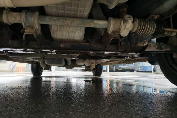 Used Dongfeng Fengon 330 2014 1.5L Manual Utility Version DK15 Chassis Front