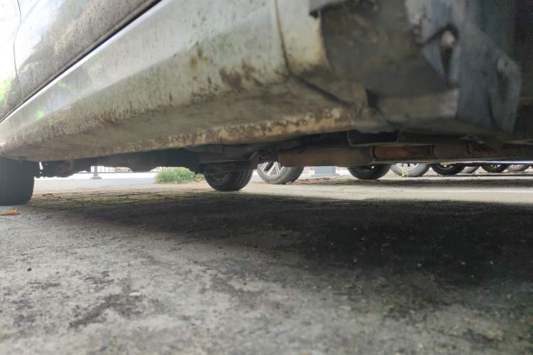 Used Dongfeng Fengon 330 2014 1.5L Manual Utility Version DK15 Chassis Front Right