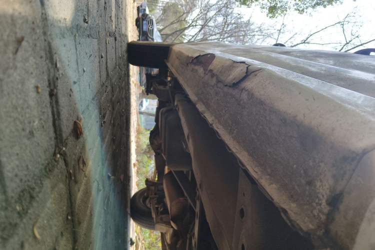 Used Dongfeng Fengon 330 2014 1.2L Manual Practical Version DK12-07 Chassis Front Right
