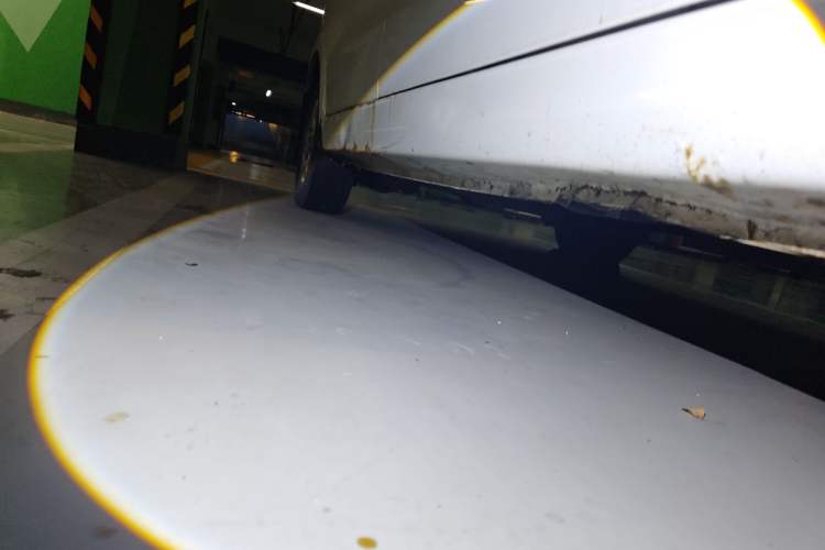 Used Dongfeng Fengon 330 2014 1.5L Manual Standard Edition DK15-02 Chassis Front Right