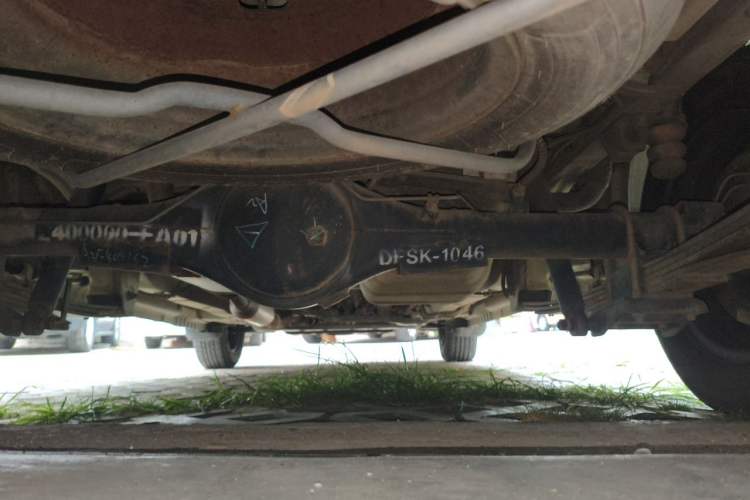 Used Dongfeng Fengon 330 2014 1.5L Manual Standard Edition DK15-02 Chassis Rear