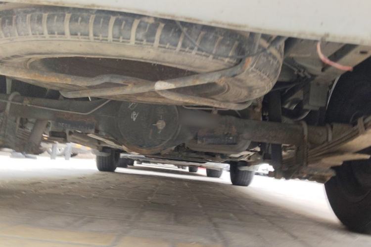 Used Dongfeng Fengon 330 2014 1.5L Manual Utility Version DK15 Chassis Rear