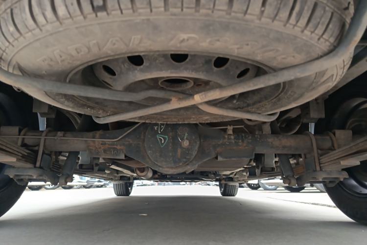 Used Dongfeng Fengon 330 2014 1.5L Manual Utility Version DK15 Chassis Rear