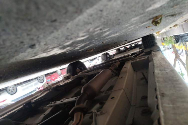 Used Dongfeng Fengon 330 2014 1.5L Manual Utility Version DK15 Chassis Rear Left