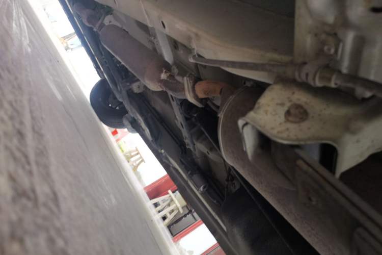 Used Dongfeng Fengon 330 2014 1.5L Manual Utility Version DK15 Chassis Rear Left