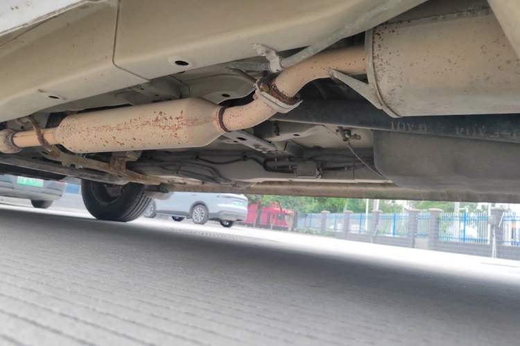 Used Dongfeng Fengon 330 2014 1.5L Manual Utility Version DK15 Chassis Rear Left