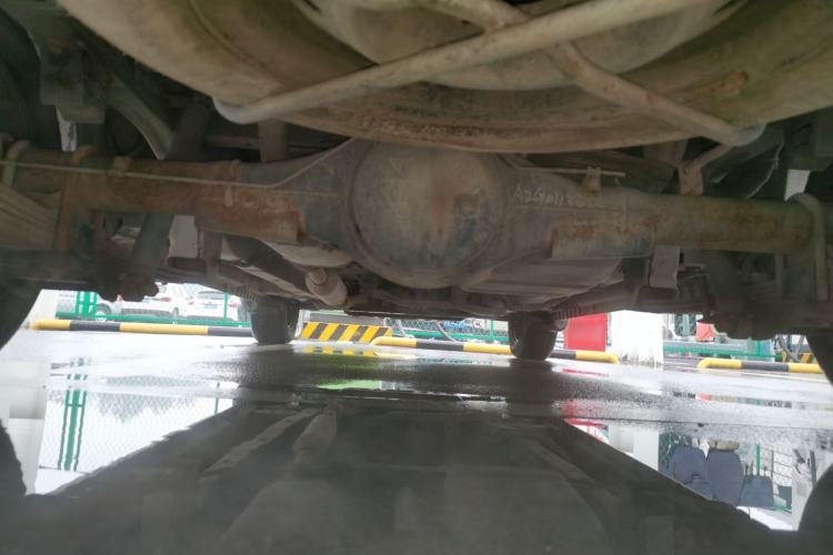 Used Dongfeng Fengon 330 2014 1.5L Manual Utility Version DK15 Chassis Rear