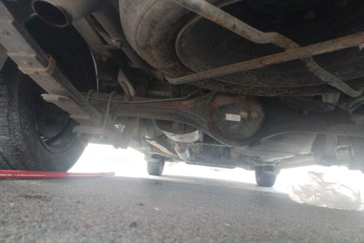 Used Dongfeng Fengon 330 2014 1.5L Manual Utility Version DK15 Chassis Rear
