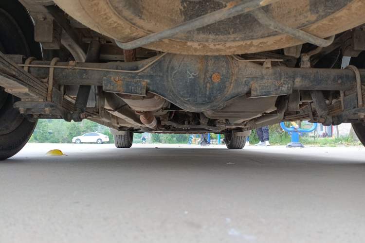 Used Dongfeng Fengon 330 2014 1.5L Manual Utility Version DK15 Chassis Rear