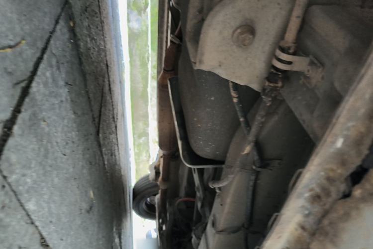 Used Dongfeng Fengon 330 2014 1.5L Manual Utility Version DK15 Chassis Rear Right