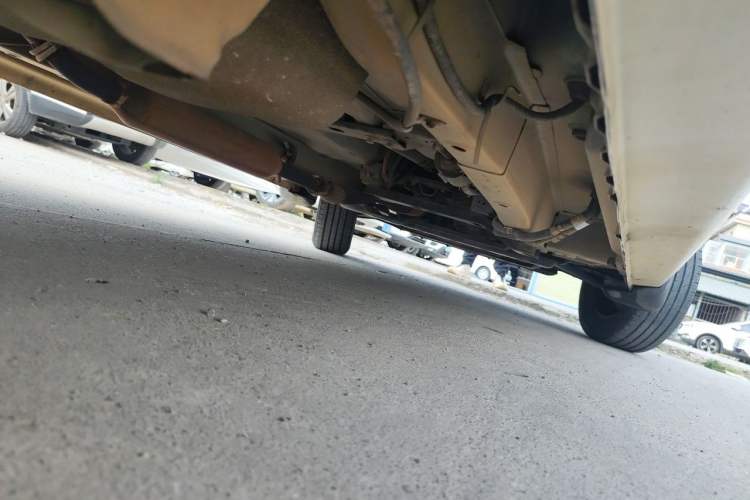 Used Dongfeng Fengon 330 2014 1.3L Manual Utility Version DK13-07 Chassis Rear Right