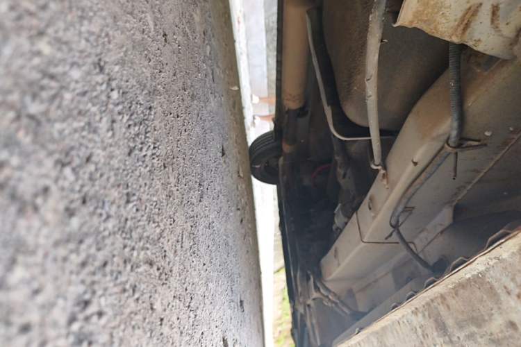 Used Dongfeng Fengon 330 2014 1.5L Manual Standard Edition DK15-02 Chassis Rear Right