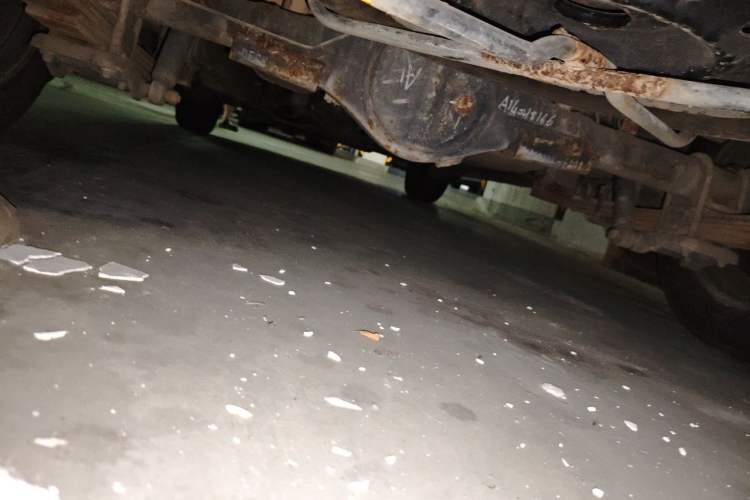 Used Dongfeng Fengon 330 2014 1.5L Manual Utility Version DK15 Chassis Rear