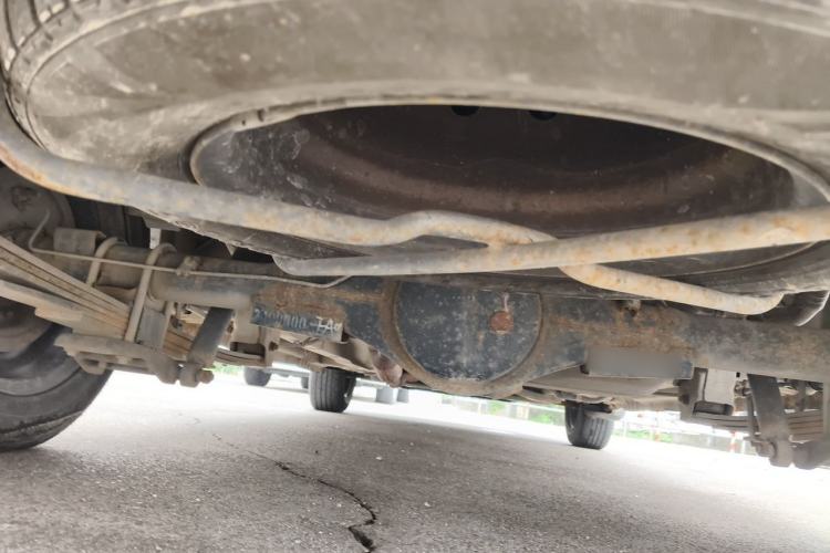Used Dongfeng Fengon 330 2014 1.5L Manual Utility Version DK15 Chassis Rear