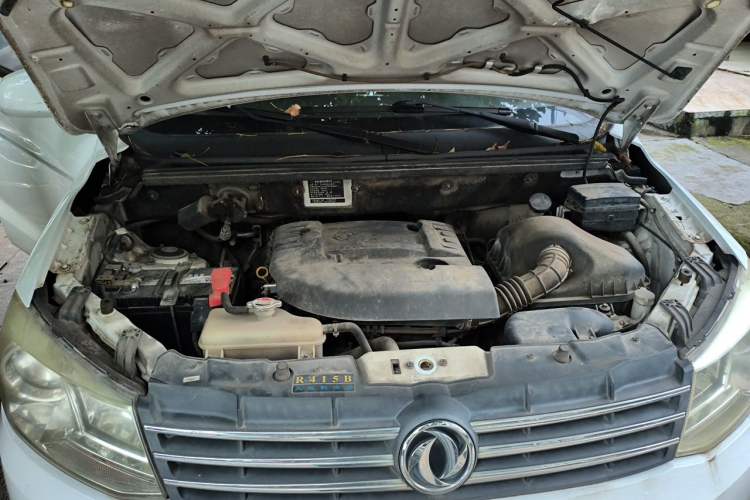 Used Dongfeng Fengon 330 2014 1.5L Manual Utility Version DK15 Engine Bay