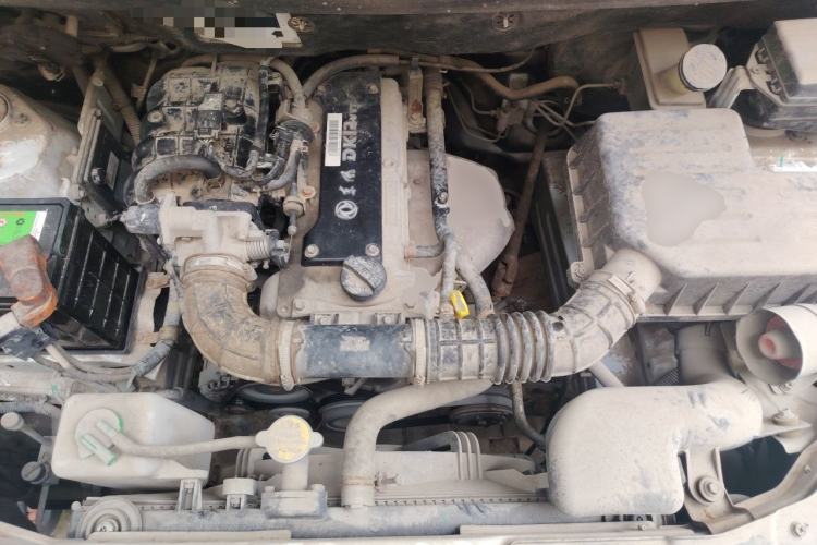 Used Dongfeng Fengon 330 2014 1.2L Manual Practical Version DK12-07 Engine Bay