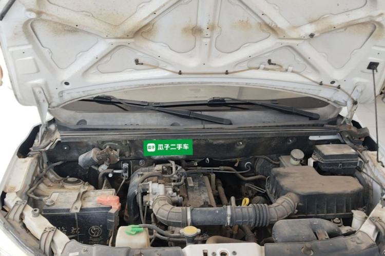 Used Dongfeng Fengon 330 2014 1.2L Manual Practical Version DK12-07 Engine Bay