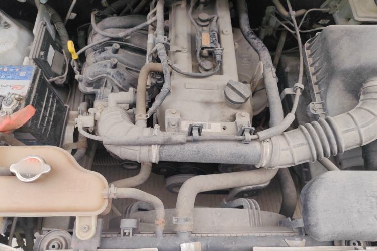 Used Dongfeng Fengon 330 2014 1.5L Manual Utility Version DK15 Engine Bay