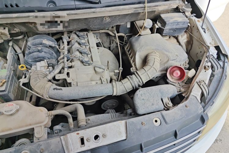 Used Dongfeng Fengon 330 2014 1.5L Manual Utility Version DK15 Engine Bay Left