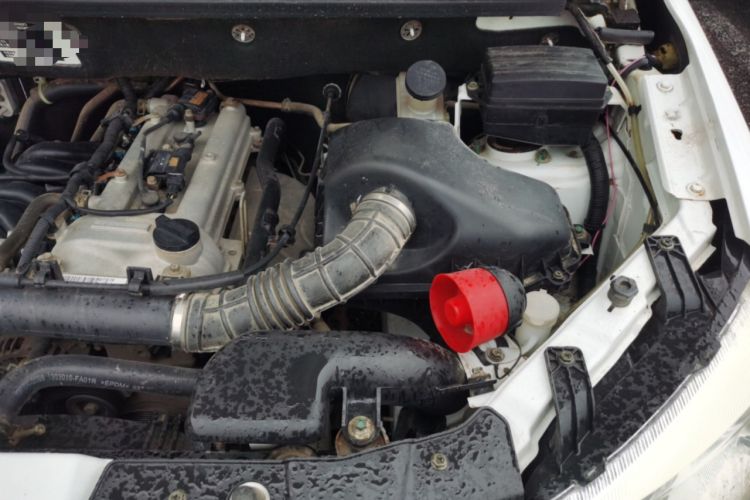 Used Dongfeng Fengon 330 2014 1.5L Manual Utility Version DK15 Engine Bay Left