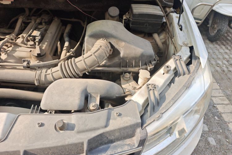Used Dongfeng Fengon 330 2014 1.5L Manual Utility Version DK15 Engine Bay Left