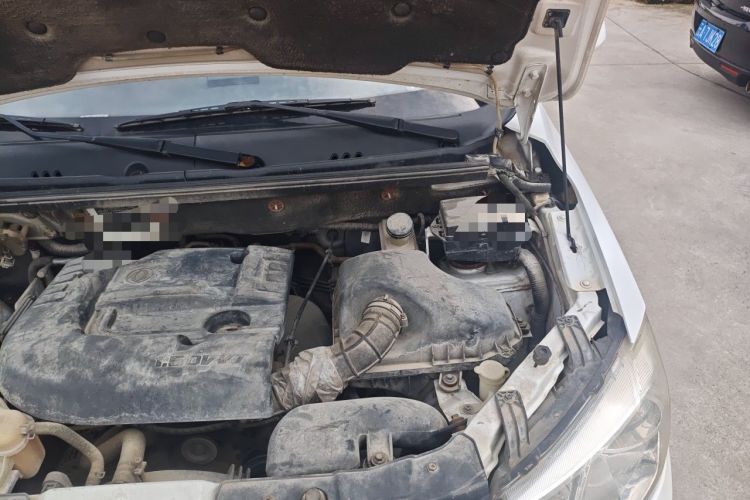 Used Dongfeng Fengon 330 2014 1.5L Manual Standard Edition DK15-02 Engine Bay Left