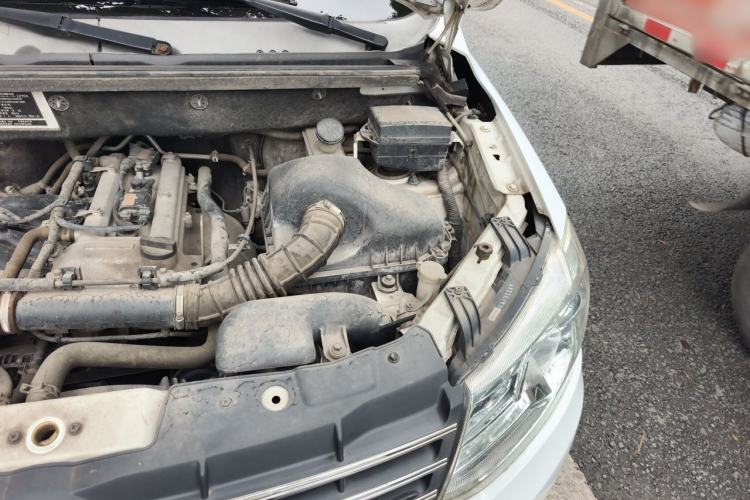 Used Dongfeng Fengon 330 2014 1.5L Manual Utility Version DK15 Engine Bay Left