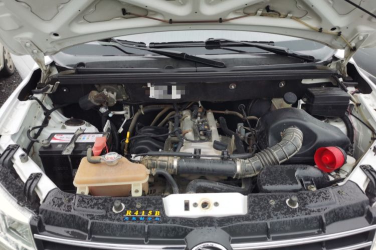 Used Dongfeng Fengon 330 2014 1.5L Manual Utility Version DK15 Engine Bay