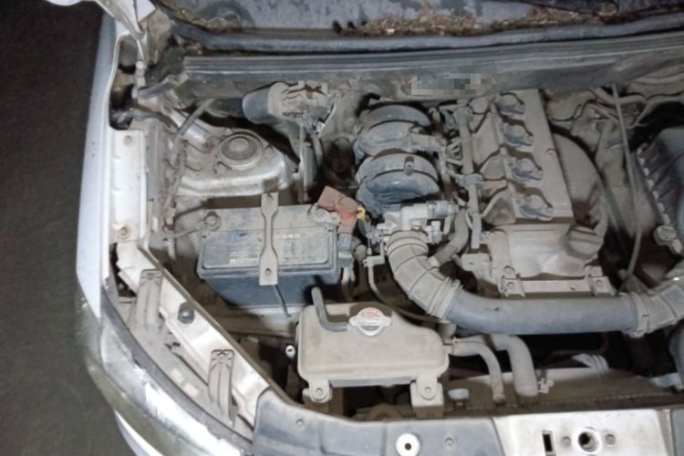 Used Dongfeng Fengon 330 2014 1.5L Manual Standard Edition DK15-02 Engine Bay Right