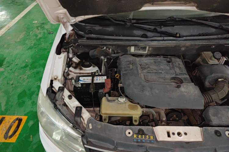 Used Dongfeng Fengon 330 2014 1.5L Manual Utility Version DK15 Engine Bay Right