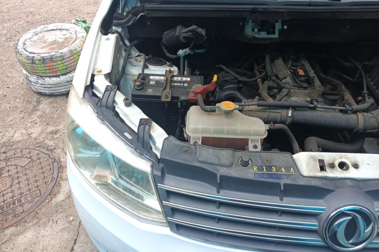 Used Dongfeng Fengon 330 2014 1.5L Manual Utility Version DK15 Engine Bay Right