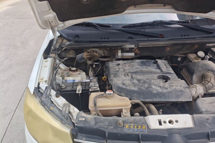 Used Dongfeng Fengon 330 2014 1.5L Manual Standard Edition DK15-02 Engine Bay Right