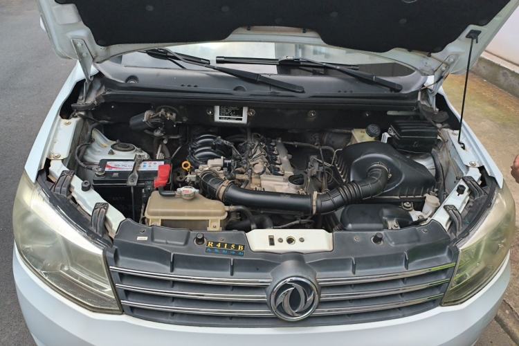 Used Dongfeng Fengon 330 2014 1.5L Manual Comfort Version DK15-02 Engine Bay