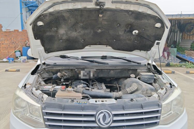 Used Dongfeng Fengon 330 2014 1.5L Manual Utility Version DK15 Engine Bay