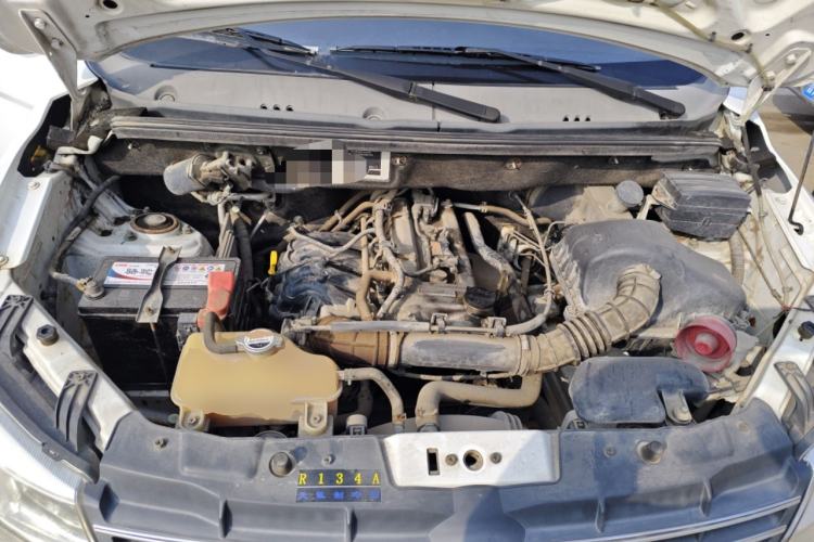 Used Dongfeng Fengon 330 2014 1.5L Manual Utility Version DK15 Engine Bay