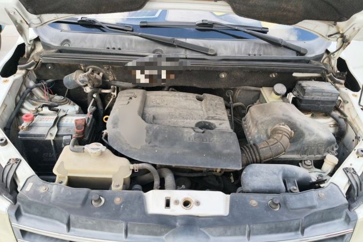 Used Dongfeng Fengon 330 2014 1.5L Manual Utility Version DK15 Engine Bay