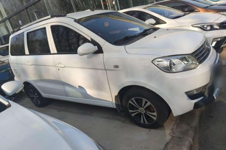 Used Dongfeng Fengon 330 2014 1.5L Manual Utility Version DK15 Exterior 2