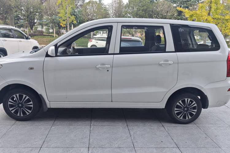Used Dongfeng Fengon 330 2014 1.5L Manual Utility Version DK15 Exterior 3