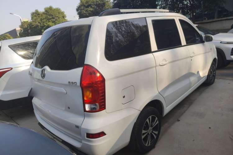 Used Dongfeng Fengon 330 2014 1.5L Manual Utility Version DK15 Exterior 3