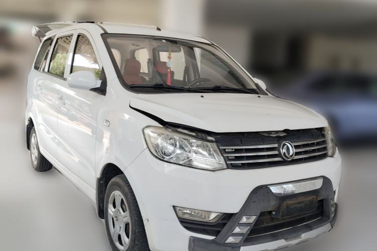 Used Dongfeng Fengon 330 2014 1.2L Manual Practical Version DK12-07 Front Right 45 Deg