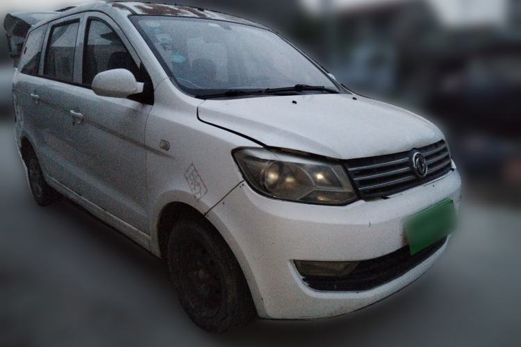 Used Dongfeng Fengon 330 2014 1.5L Manual Utility Version DK15 Front Right 45 Deg