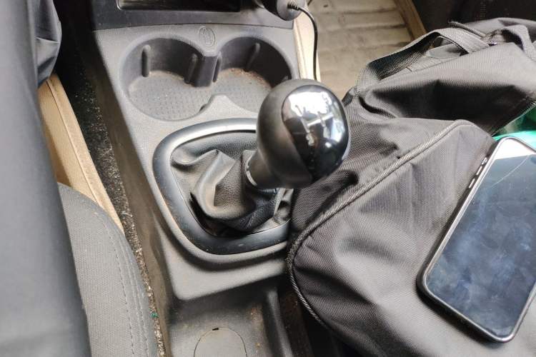 Used Dongfeng Fengon 330 2014 1.3L Manual Utility Version DK13-07 Gear Lever