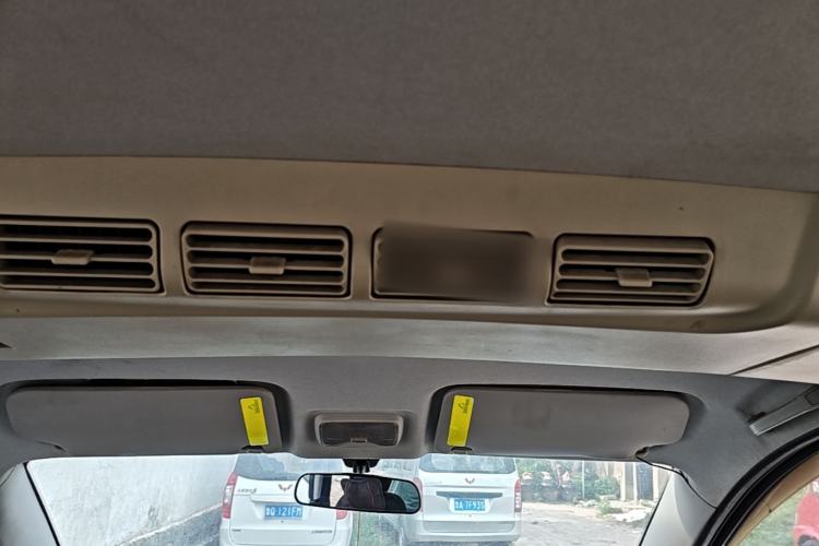 Used Dongfeng Fengon 330 2014 1.5L Manual Utility Version DK15 Headliner